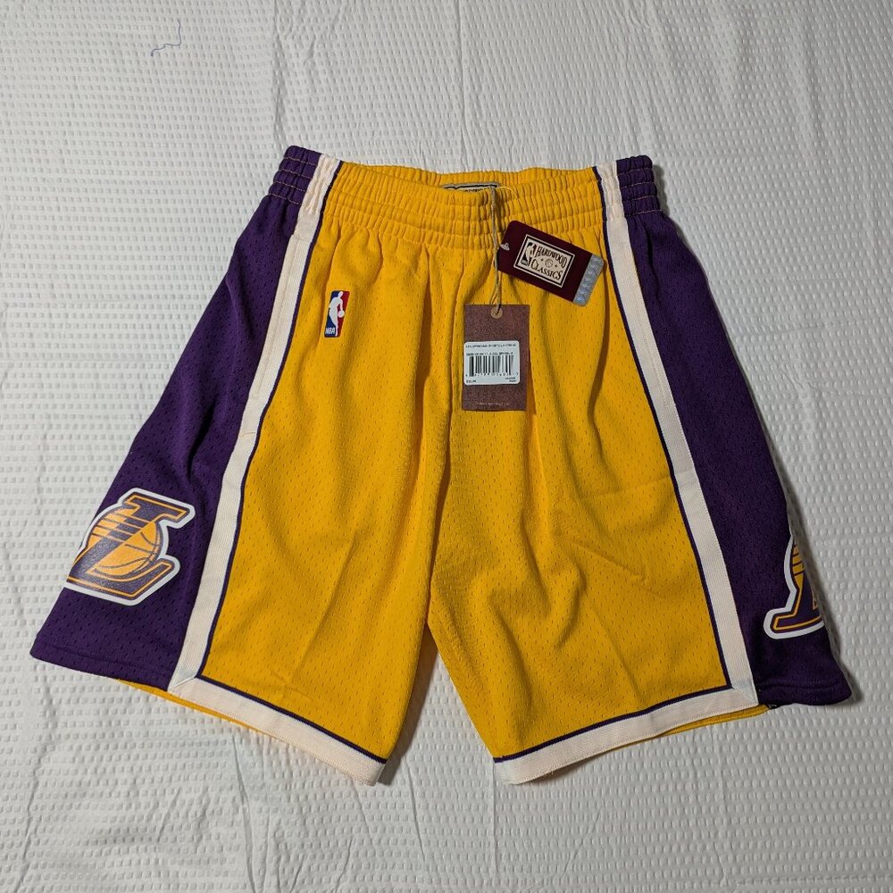 Los Angeles Lakers Shorts (Medium) Mitchell & Ness - Brand New